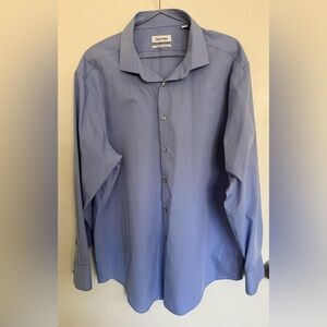 Calvin Klein Light Blue Men's Dress Shirt - Long Sleeve